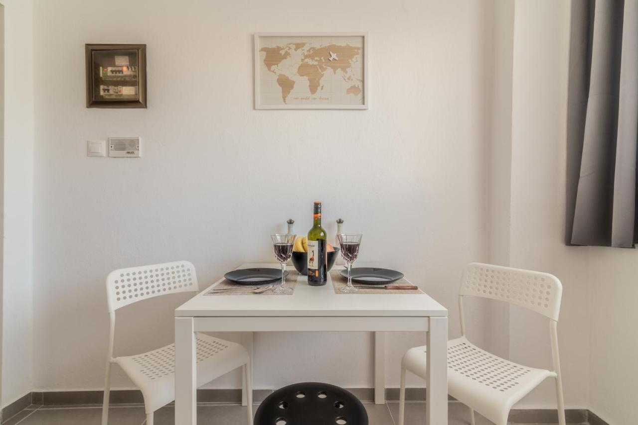 Envite Apartment In City Center Heraklion Exteriör bild